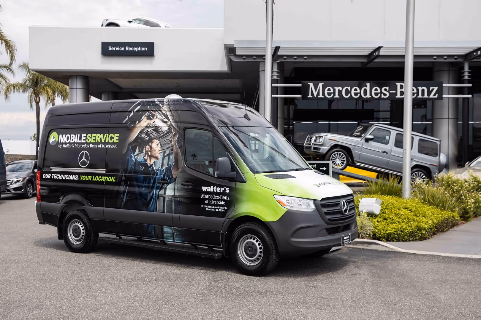 Mobile auto repair van